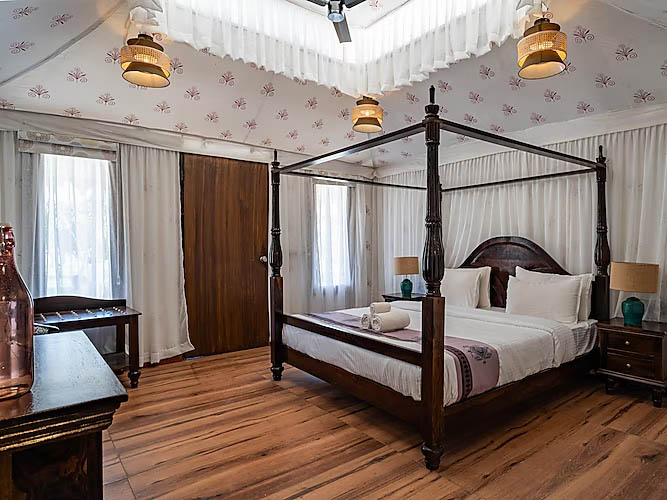 Vanveda Luxury Tent 01